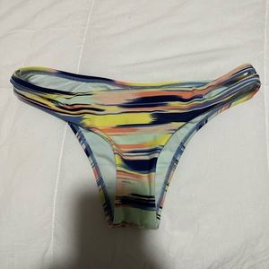 multicolored bottoms w opening on side part